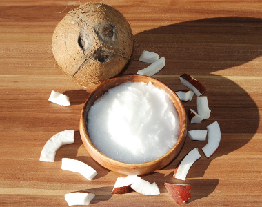Kokosöl - gesund für Haut, Haare und Zähne