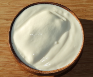 Soja-Joghurt (Yofu), mit Vitamin D + B12